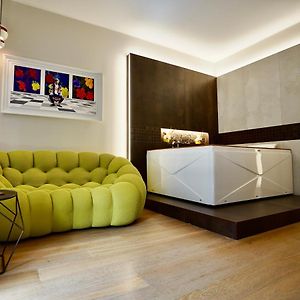 ARBITER SUITE Milano